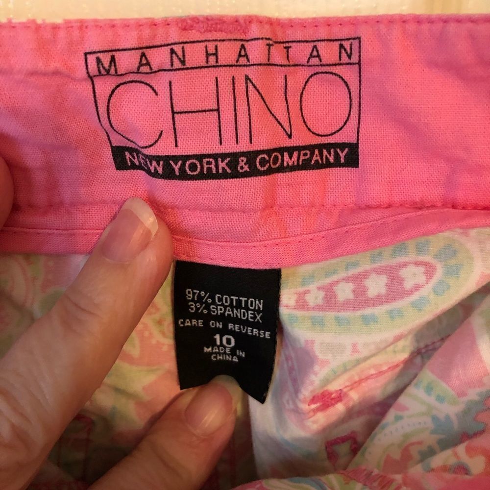 New York & Co Paisley Shorts 10‎ - Picture 5 of 10